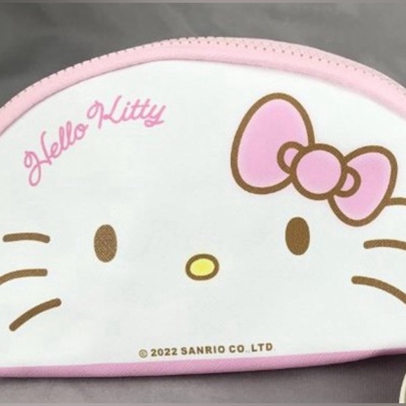 NEW Hello Kitty Wristlet Set - Picture 6 of 7